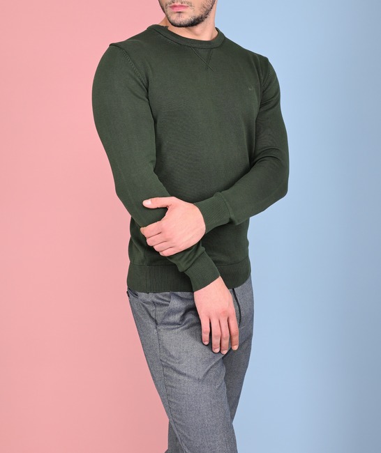 Мъжки зелен пуловер с обло деколте с орнамент