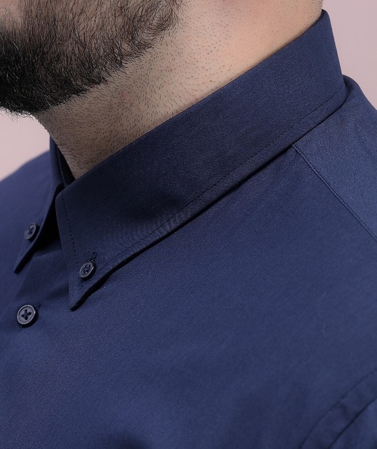 Официална батална мъжка риза в тъмно синьо с джоб