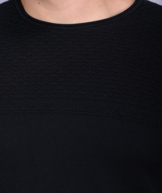 Мъжки памучен пуловер с акцент решетка черен